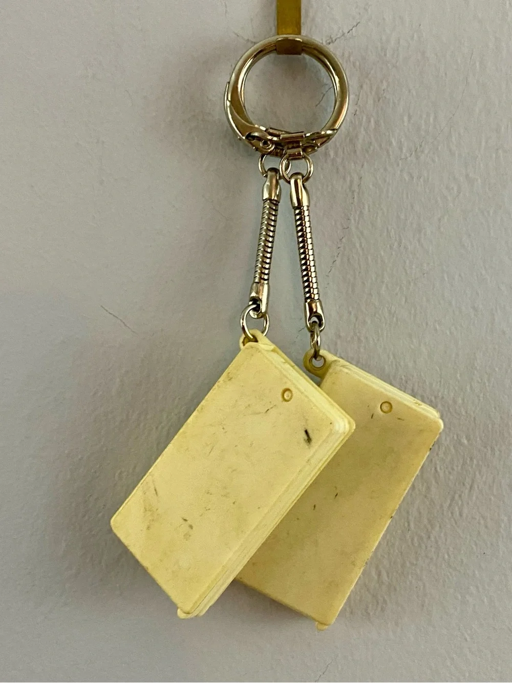 Vintage Plastic Comb Mirror Keychain Lot of 2 Retro Novelty Key Ring Pocket Toy